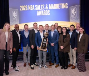 网上百家乐官方网站-NBA官方：骑士荣获年度最佳球队奖 在多项营销方面都创下了纪录