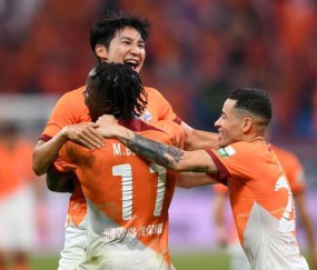 网上百家乐官网-中超保级军团暗自发力 副班长掉队身前7队要血拼